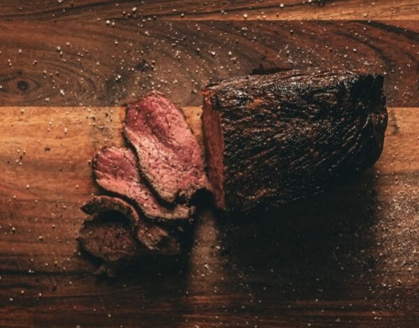 Mustavaaran tila naudanlihaa leikattuna